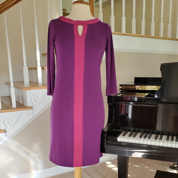 Classy NY&C Dress - Picture 4 of 4